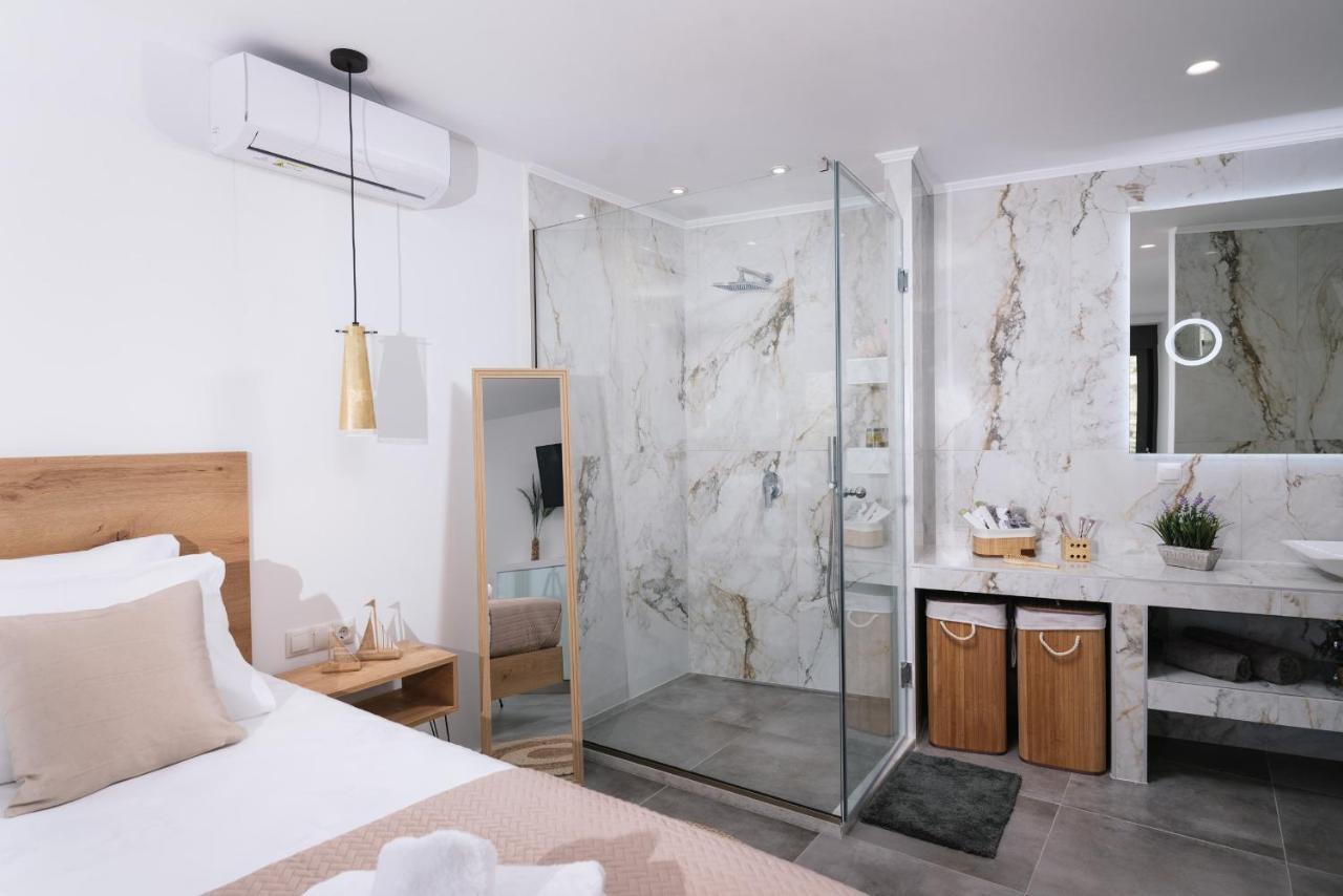 Aphrodite Luxury Apartment *
